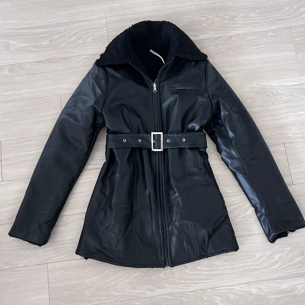 NWT Veiled Collection Reversible Vegan Leather Sherpa Aviator Coat Black in XS